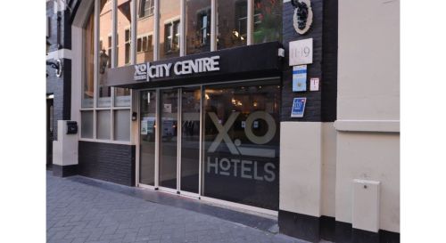 2. XO Hotels City Centre - Entrance