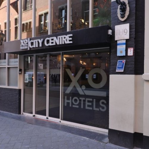 2. XO Hotels City Centre - Entrance